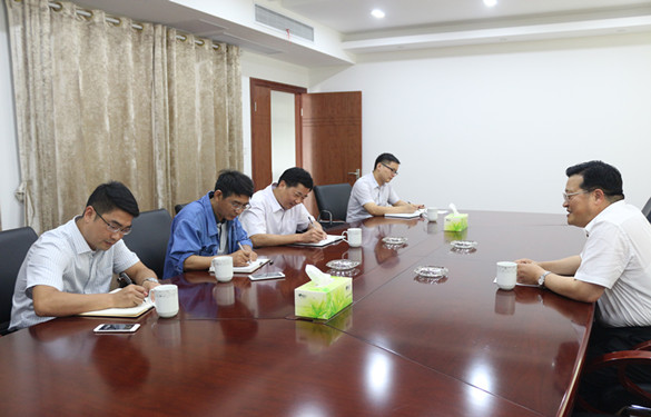 中共江苏省委组织部副部长盛克勤来GA黄金甲电缆调研