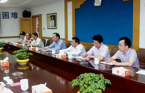 溧阳市政协等向导来GA黄金甲电缆调研