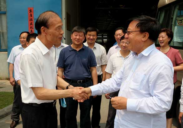 中央党的群众蹊径教育实践活动第三巡回督导组来GA黄金甲集团调研