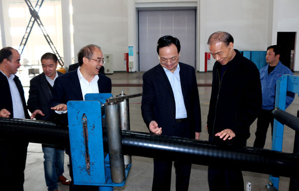 江苏省经信委副主任高清来GA黄金甲集团调研